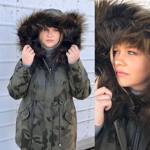 Back in Stock! Camo Anorak Coat w/Faux Fur Trimmed Hood - Picture 8 of 9
